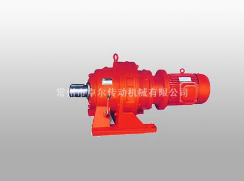 B、X系列擺線(xiàn)針輪減速機(jī)